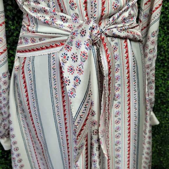 Dress - Picture 4 of 6